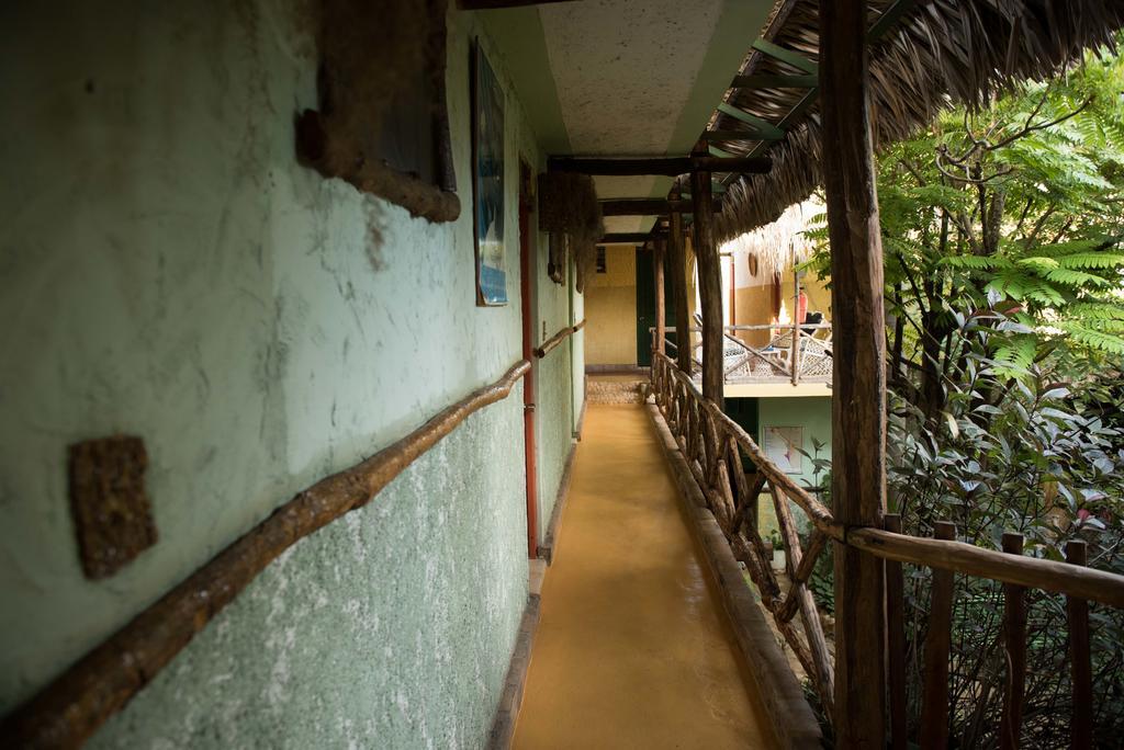 Hostal Dona Chava Pedernales Exterior photo