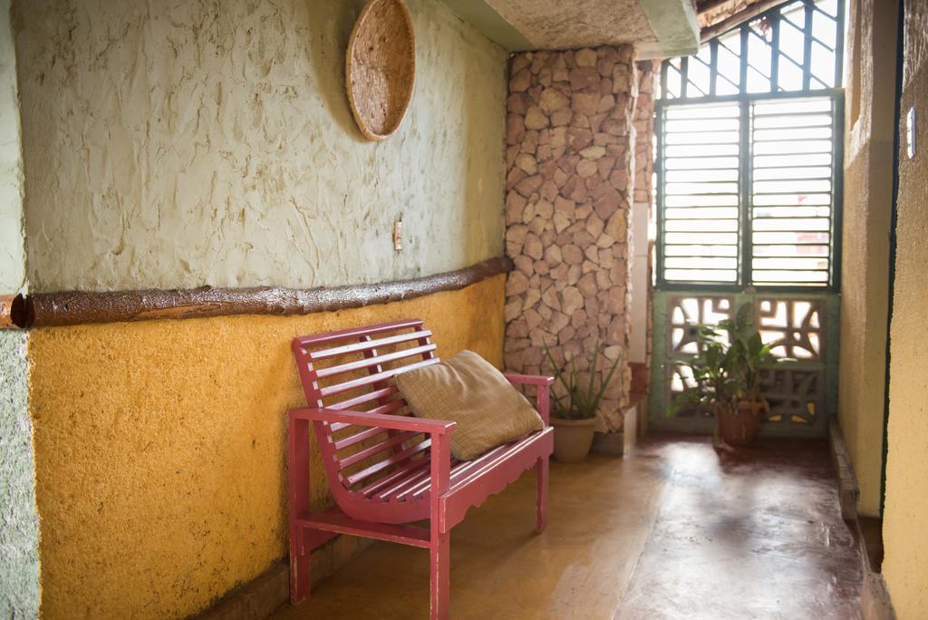 Hostal Dona Chava Pedernales Exterior photo