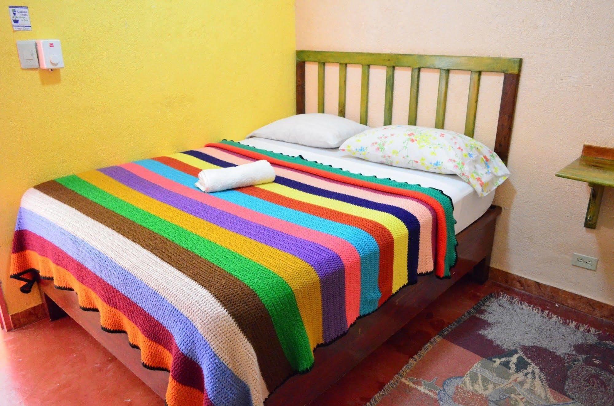 Hostal Dona Chava Pedernales Exterior photo